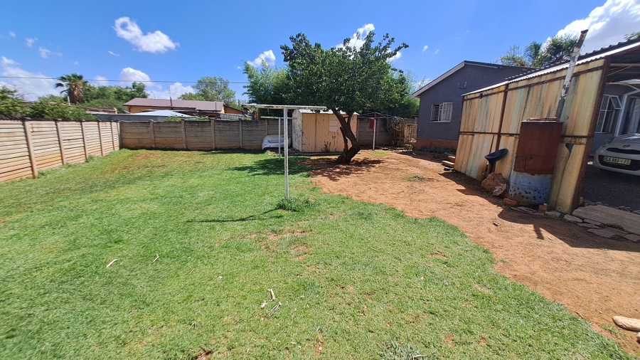 3 Bedroom Property for Sale in Uitsig Free State